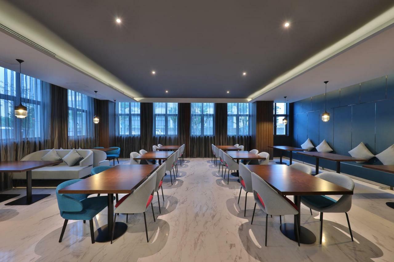 Orange Hotel Shanghai Pudong Airport ภายนอก รูปภาพ