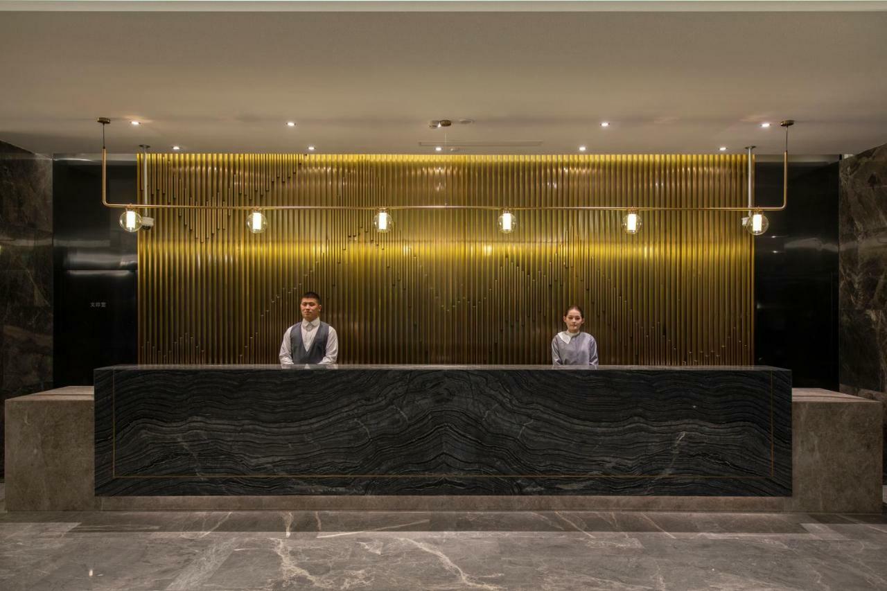 Orange Hotel Shanghai Pudong Airport ภายนอก รูปภาพ