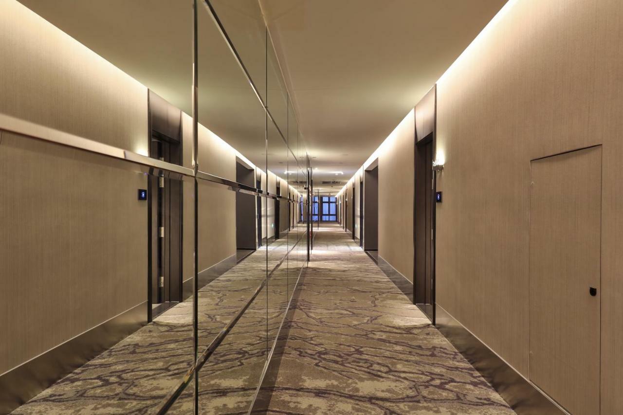 Orange Hotel Shanghai Pudong Airport ภายนอก รูปภาพ