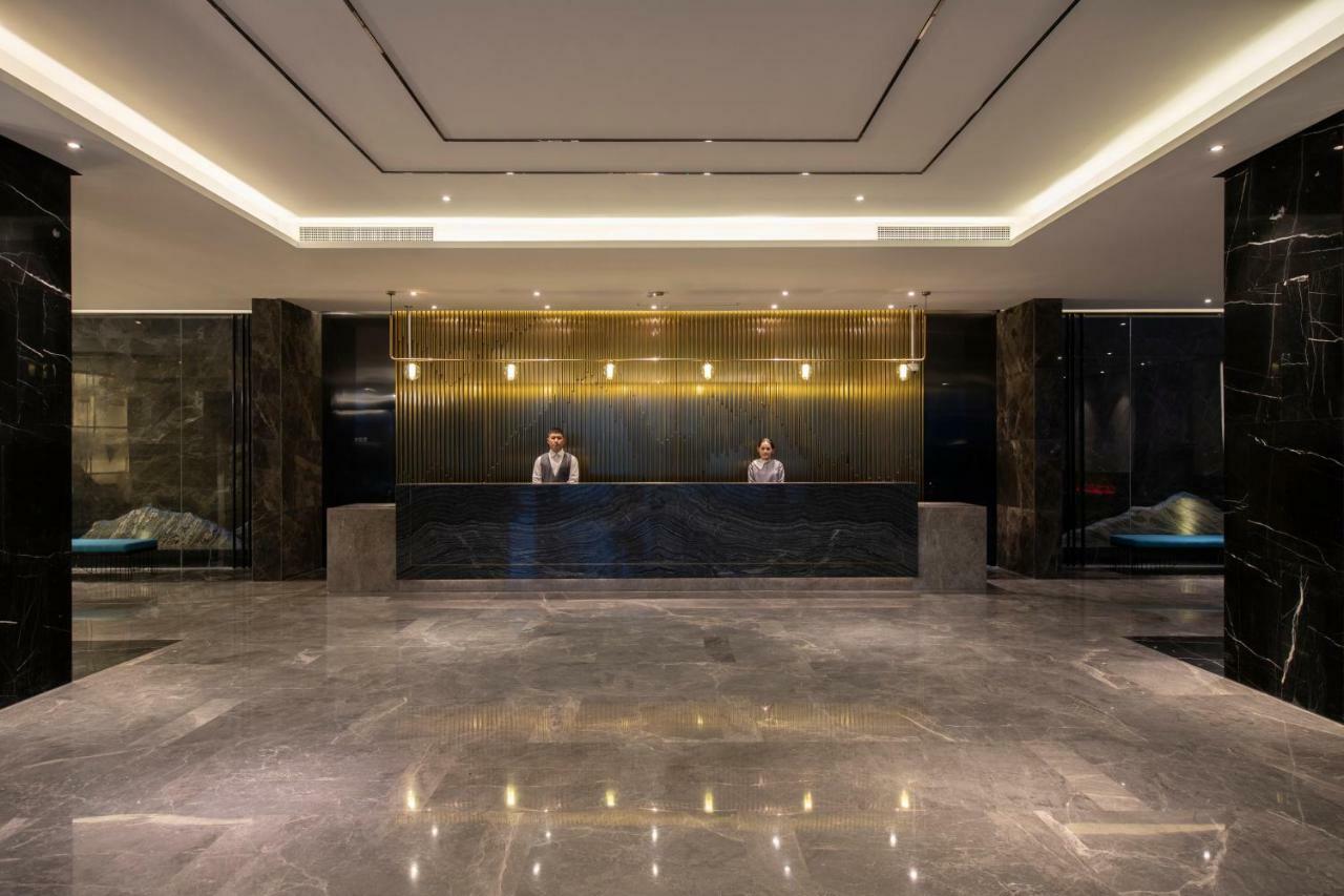 Orange Hotel Shanghai Pudong Airport ภายนอก รูปภาพ